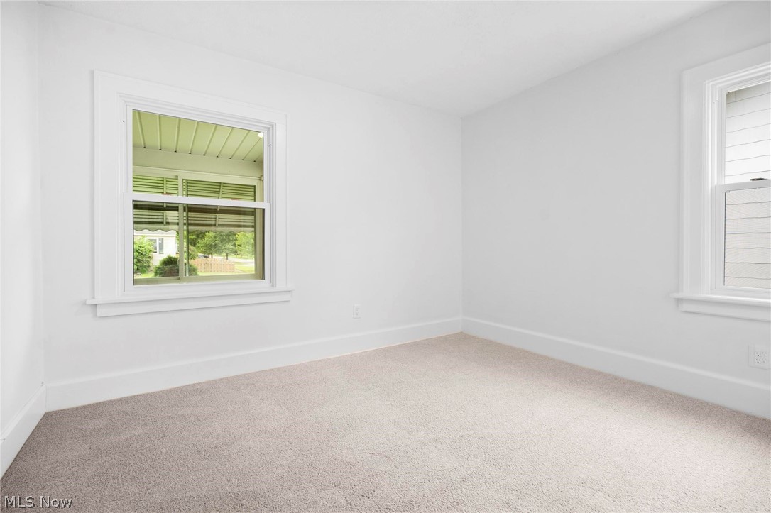241 Harwood Street Elyria OH 44035