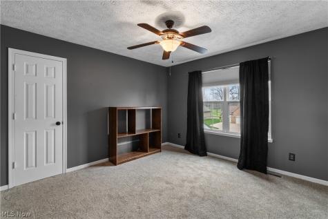 2480 Cyprus Drive SE Massillon OH 44646