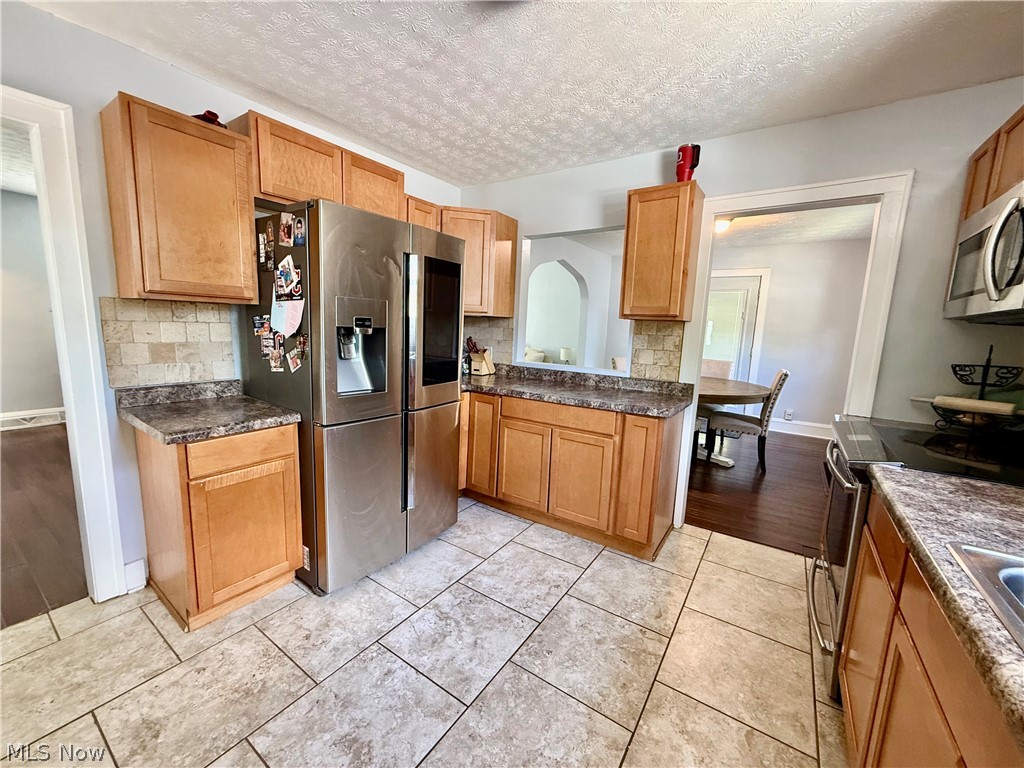 211 Morrison Avenue Cuyahoga Falls OH 44221