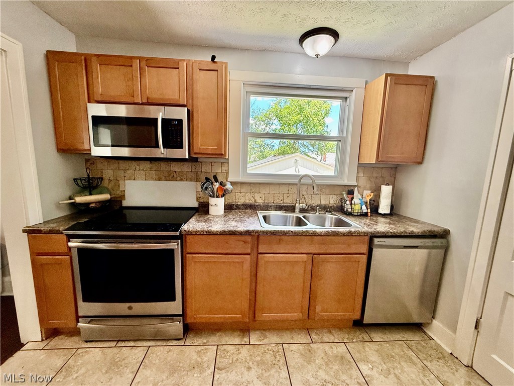 211 Morrison Avenue Cuyahoga Falls OH 44221