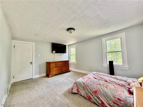 211 Morrison Avenue Cuyahoga Falls OH 44221