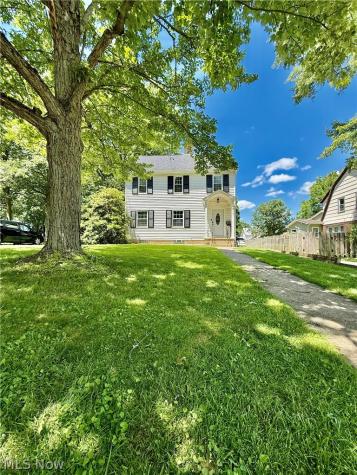 211 Morrison Avenue Cuyahoga Falls OH 44221