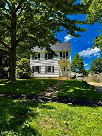 211 Morrison Avenue Cuyahoga Falls OH 44221