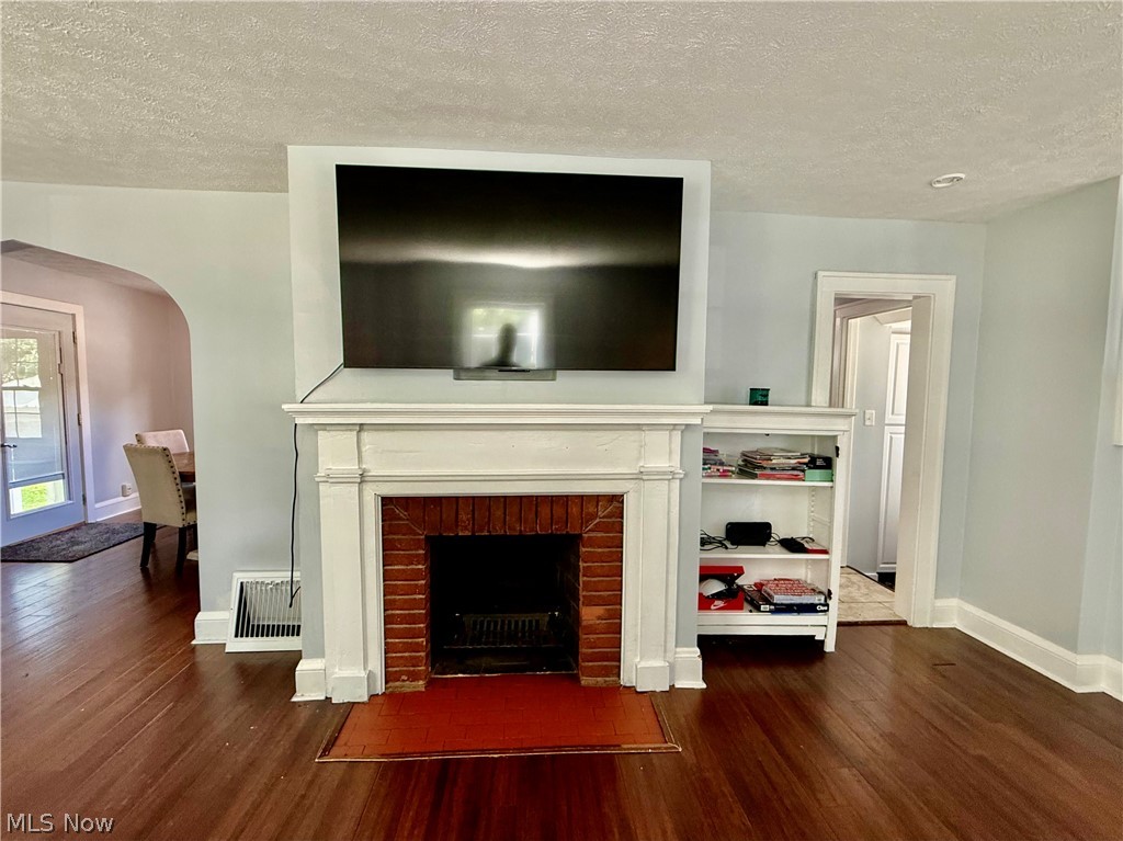 211 Morrison Avenue Cuyahoga Falls OH 44221