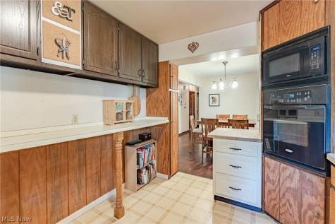 193 Timberlane Drive Northfield OH 44067