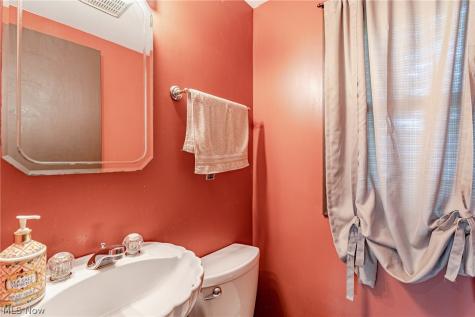 193 Timberlane Drive Northfield OH 44067