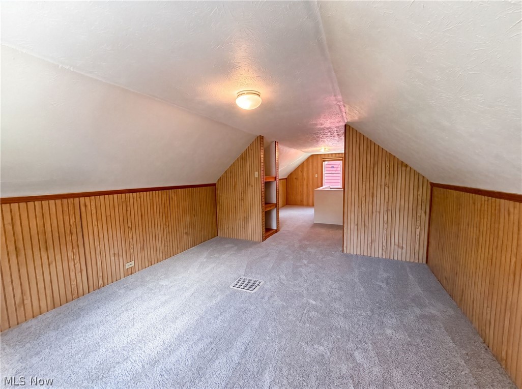 841 Chinook Avenue Akron OH 44305