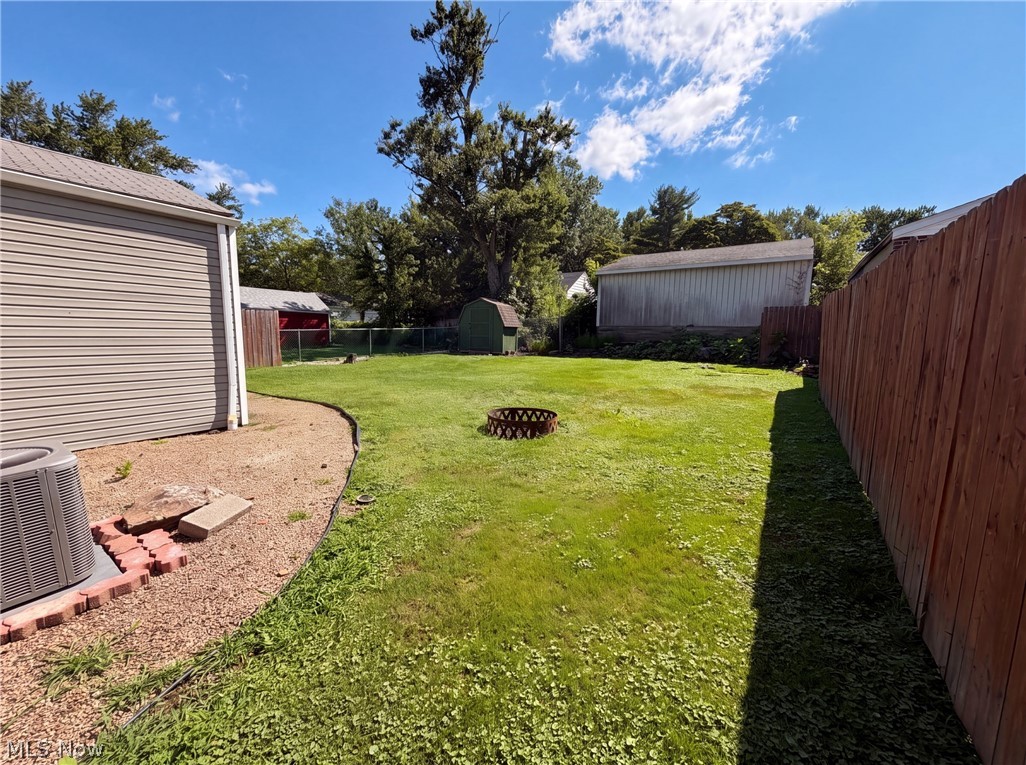 841 Chinook Avenue Akron OH 44305