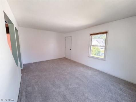 841 Chinook Avenue Akron OH 44305