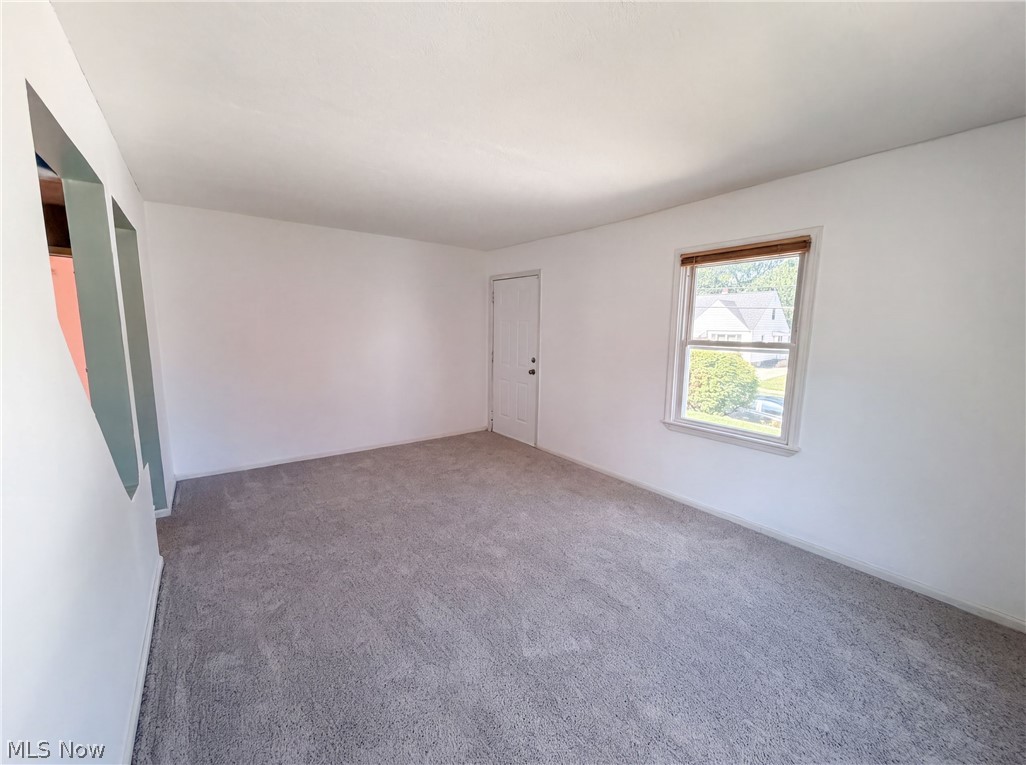841 Chinook Avenue Akron OH 44305