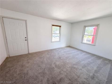 841 Chinook Avenue Akron OH 44305
