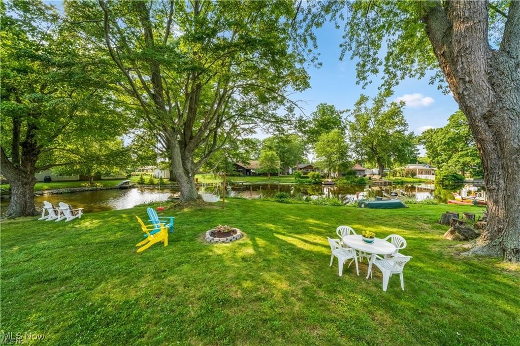 35 Bayview Beloit OH 44609
