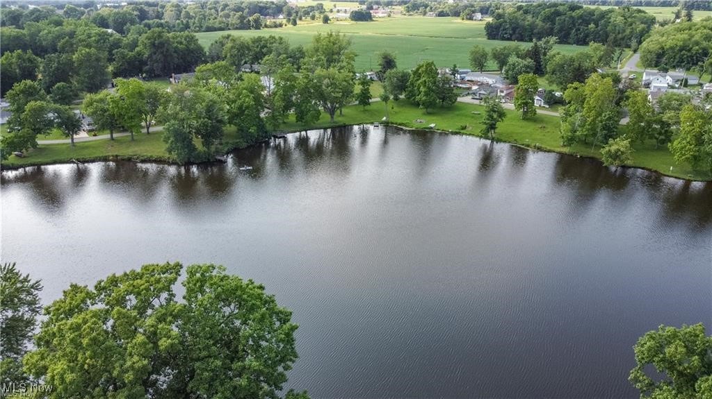 35 Bayview Beloit OH 44609
