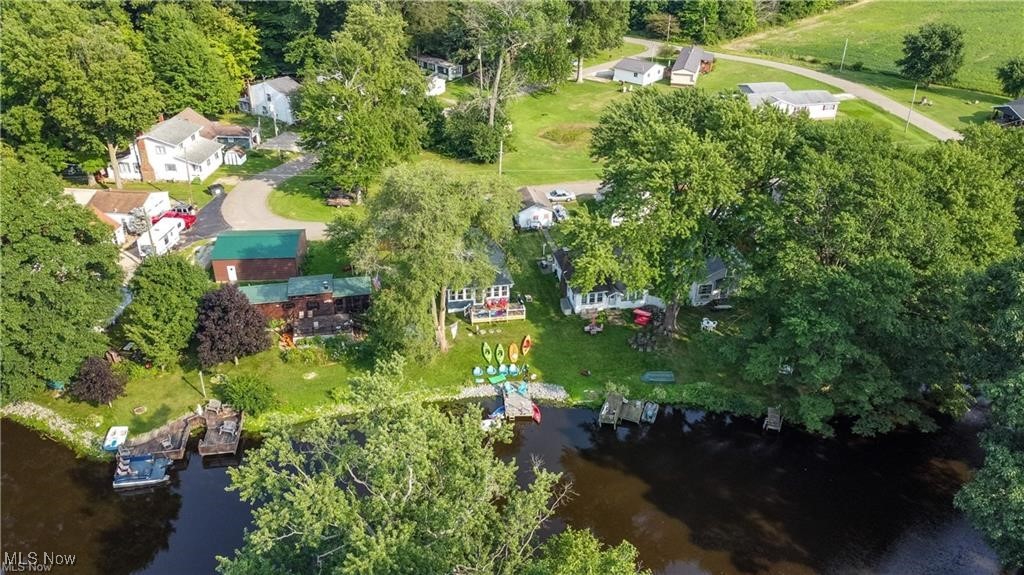 35 Bayview Beloit OH 44609
