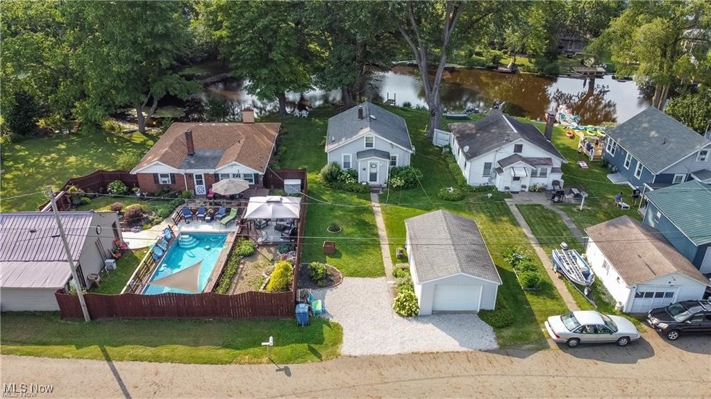 35 Bayview Beloit OH 44609
