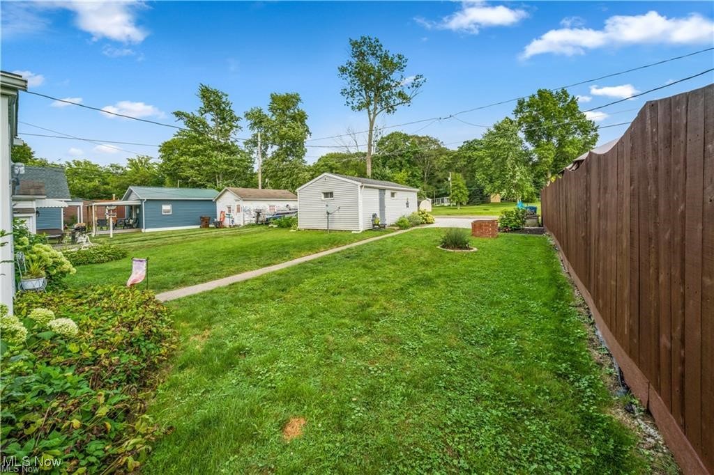 35 Bayview Beloit OH 44609