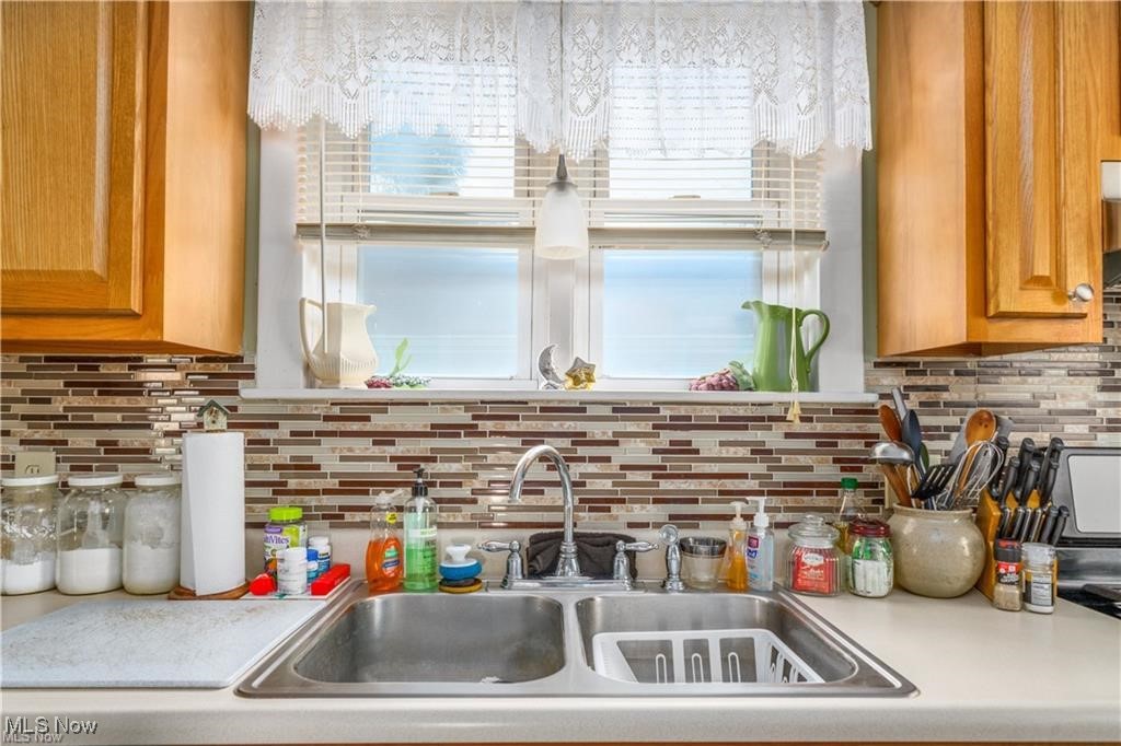35 Bayview Beloit OH 44609