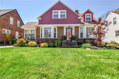 864 Medford Road Cleveland Heights OH 44121