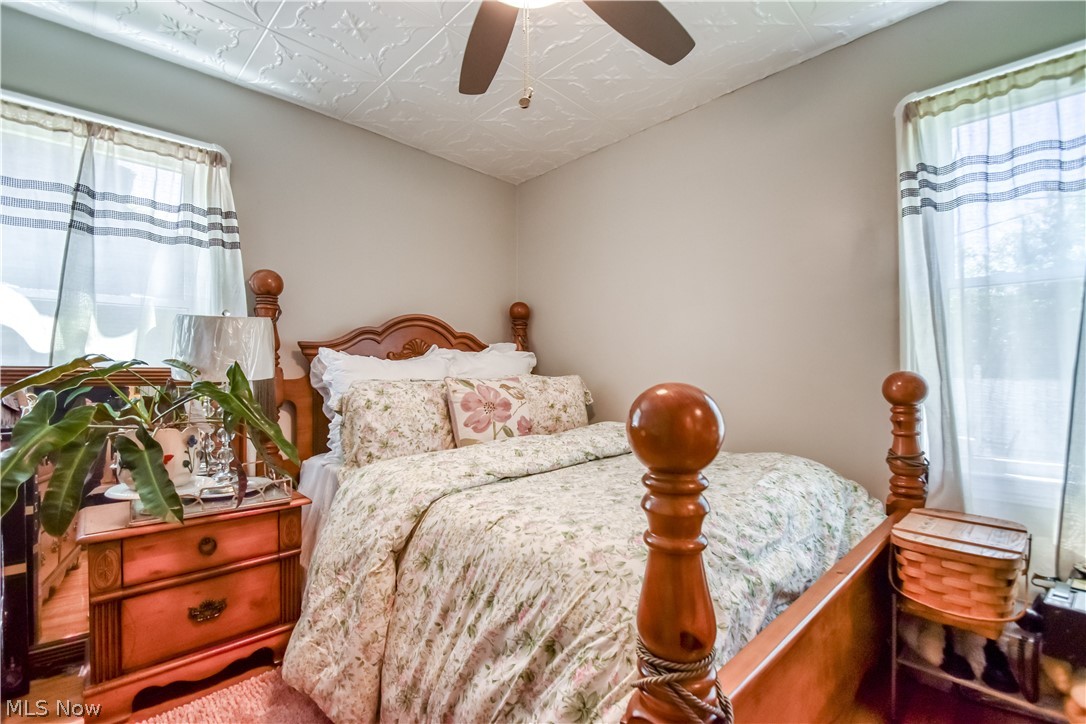 864 Medford Road Cleveland Heights OH 44121