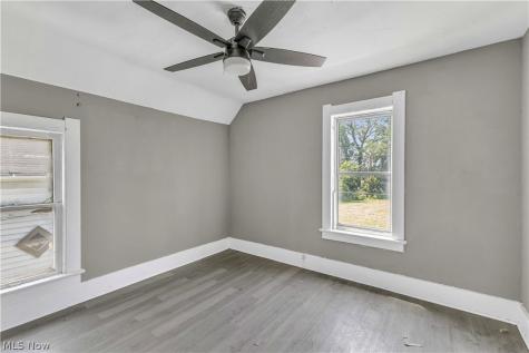 983 E 141st Street Cleveland OH 44110
