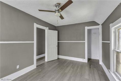 983 E 141st Street Cleveland OH 44110