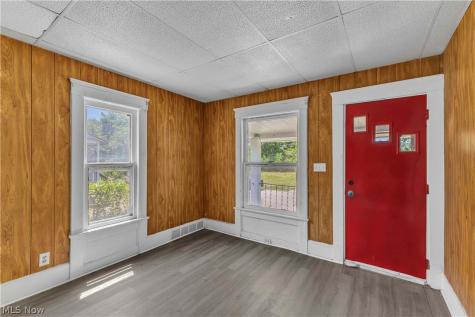 983 E 141st Street Cleveland OH 44110