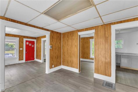 983 E 141st Street Cleveland OH 44110