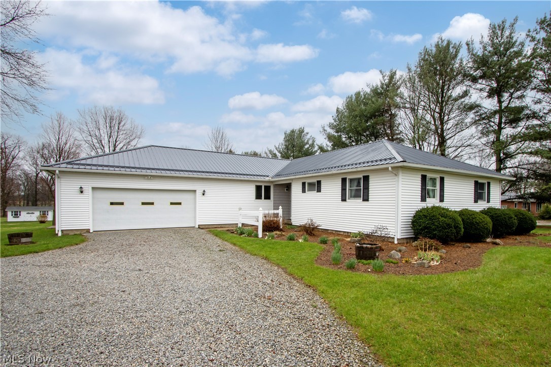 2180 S Carr Road Orrville OH 44667