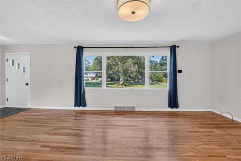 4223 Canterbury Road North Olmsted OH 44070