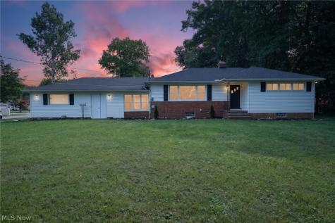 4223 Canterbury Road North Olmsted OH 44070