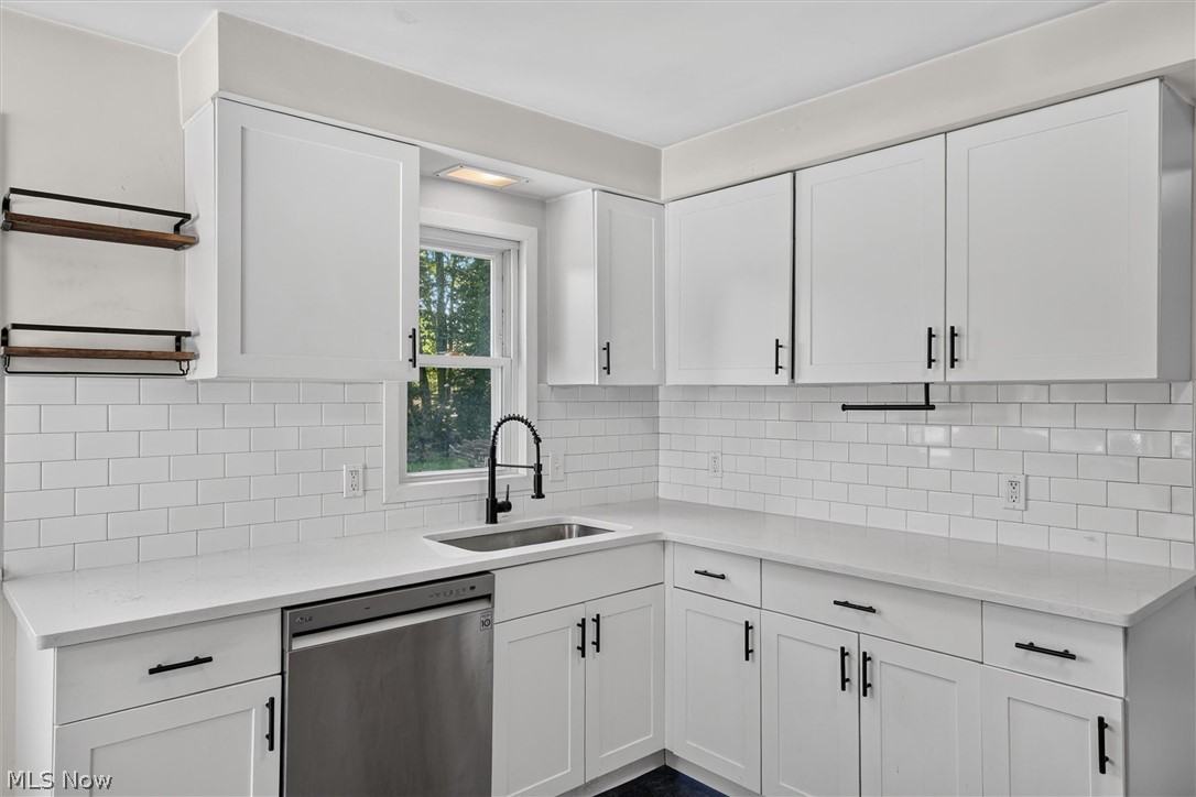 4223 Canterbury Road North Olmsted OH 44070
