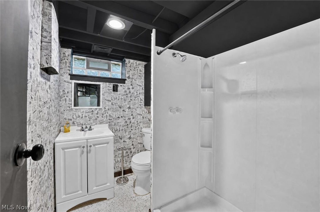 4223 Canterbury Road North Olmsted OH 44070