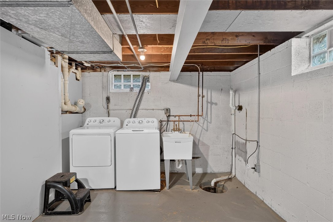 4223 Canterbury Road North Olmsted OH 44070