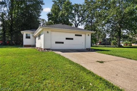 4223 Canterbury Road North Olmsted OH 44070