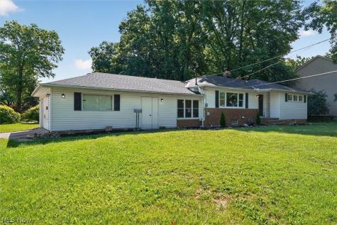 4223 Canterbury Road North Olmsted OH 44070