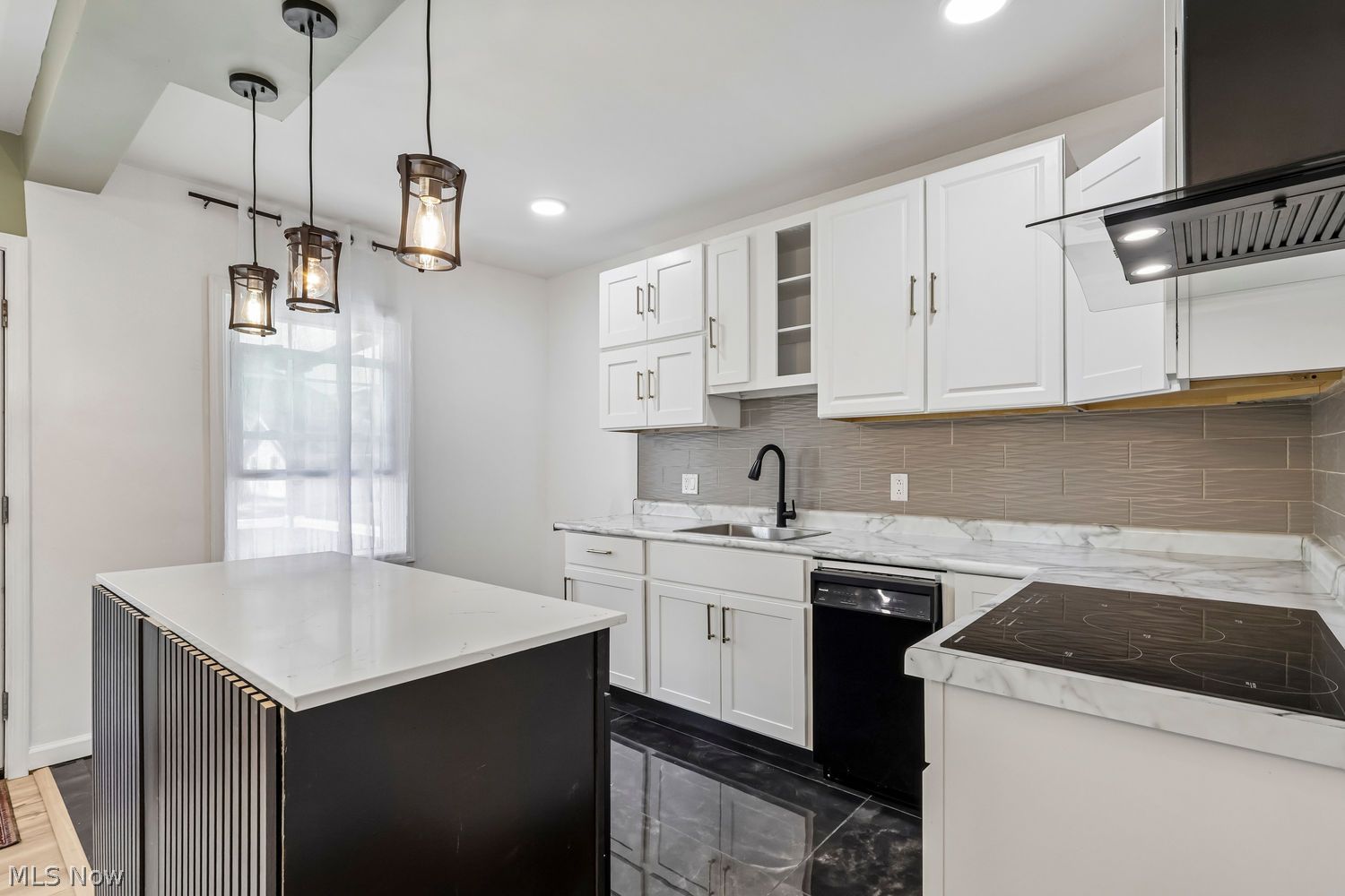1057 Willard Avenue SE Warren OH 44484