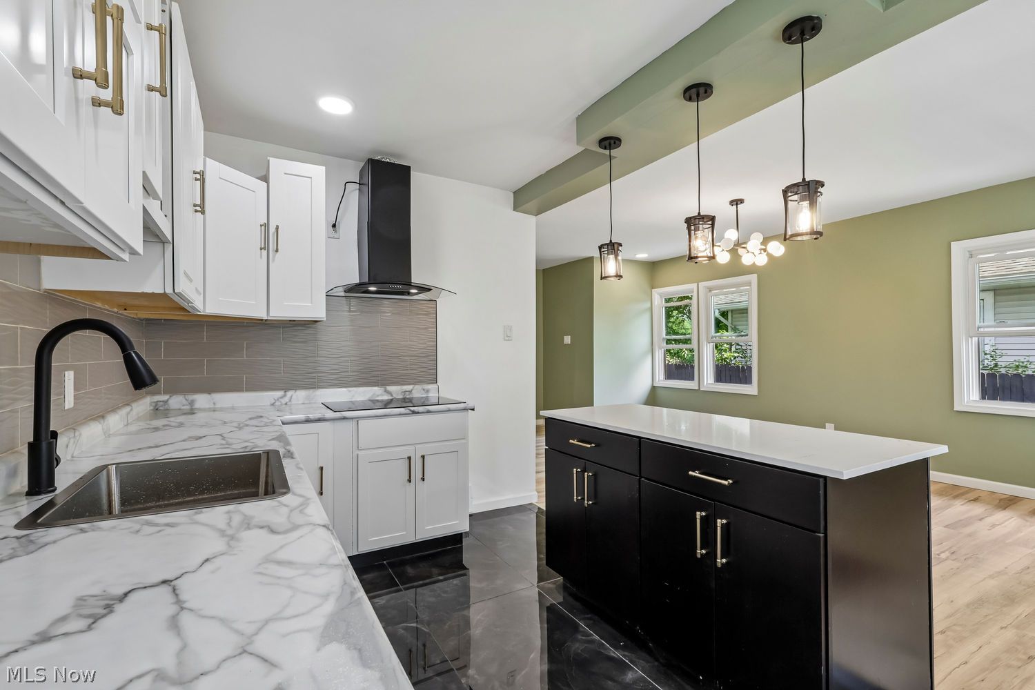 1057 Willard Avenue SE Warren OH 44484
