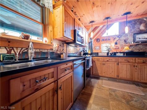 1491 Vesta Road Wakeman OH 44889