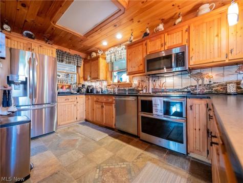 1491 Vesta Road Wakeman OH 44889