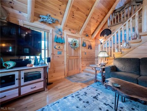 1491 Vesta Road Wakeman OH 44889