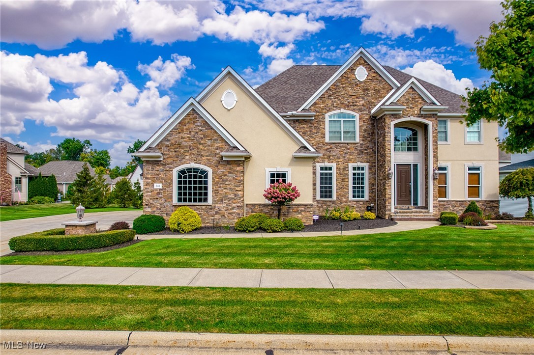 343 Glasgow Drive Highland Heights OH 44143