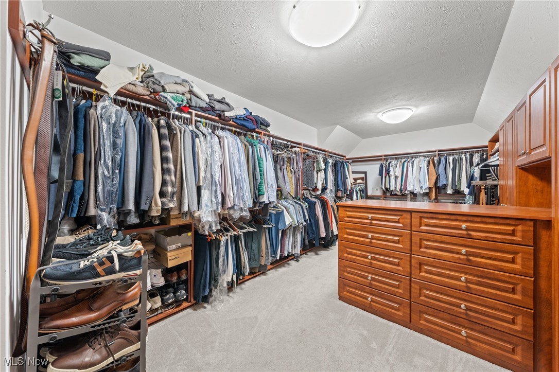 343 Glasgow Drive Highland Heights OH 44143