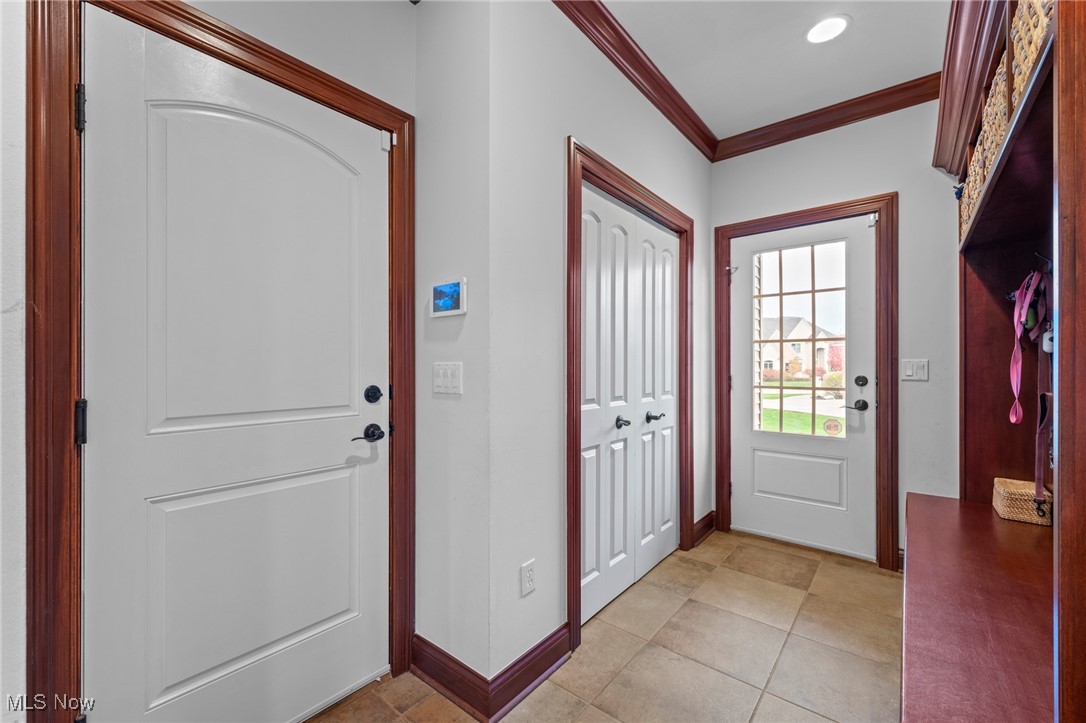 343 Glasgow Drive Highland Heights OH 44143