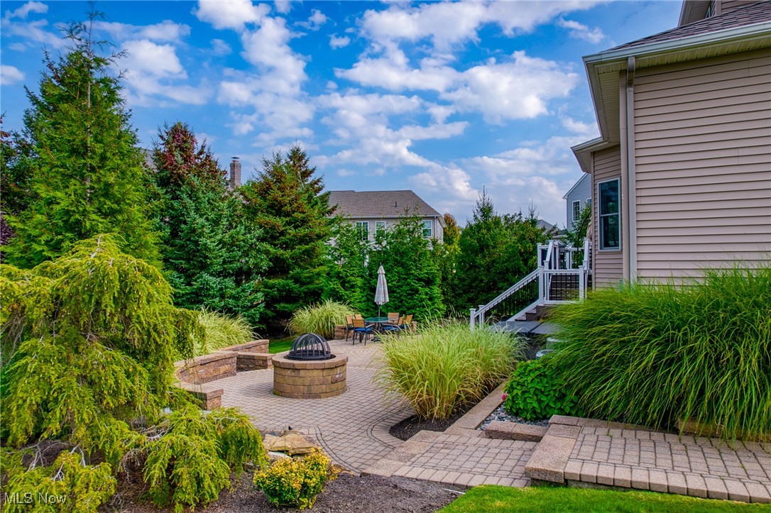343 Glasgow Drive Highland Heights OH 44143