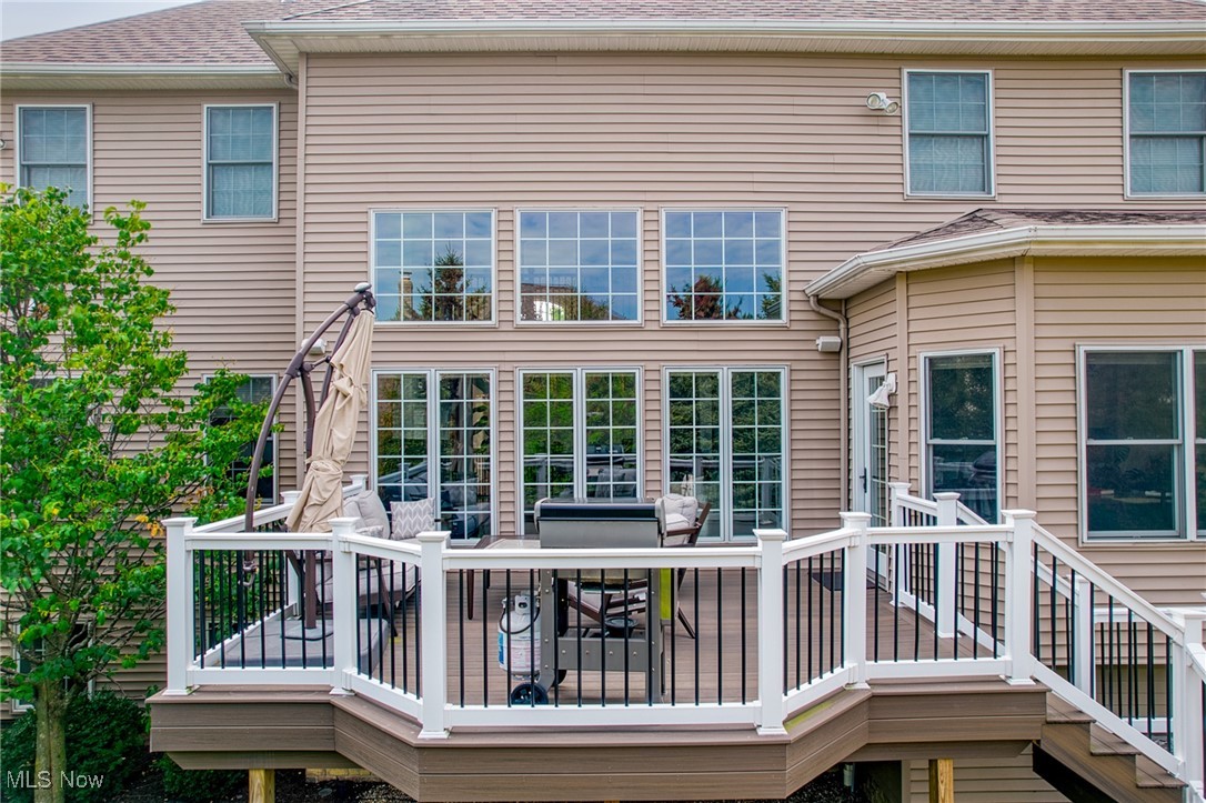 343 Glasgow Drive Highland Heights OH 44143