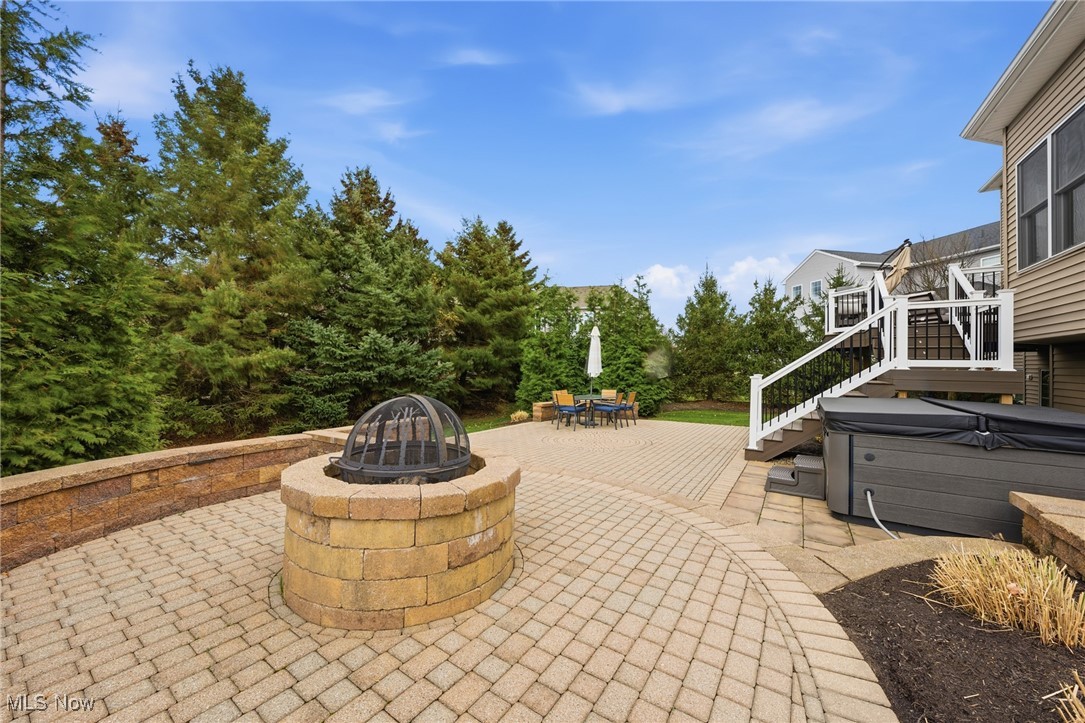 343 Glasgow Drive Highland Heights OH 44143