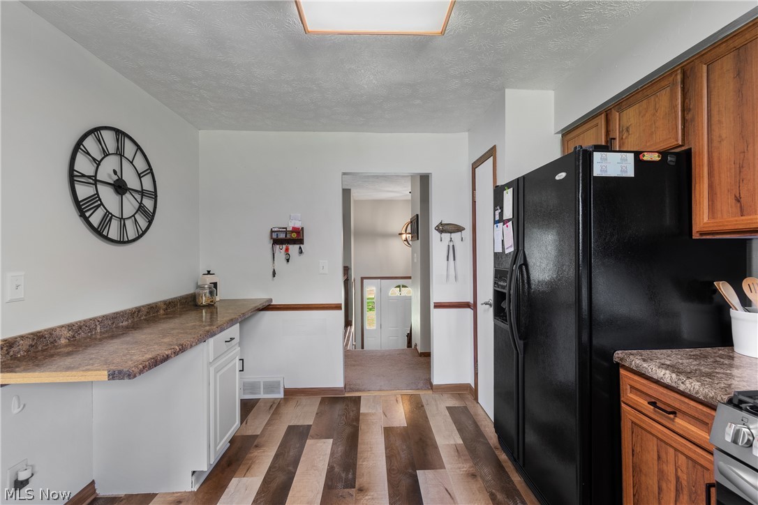 370 Applegrove Street NE North Canton OH 44720