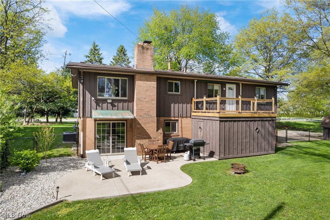 370 Applegrove Street NE North Canton OH 44720