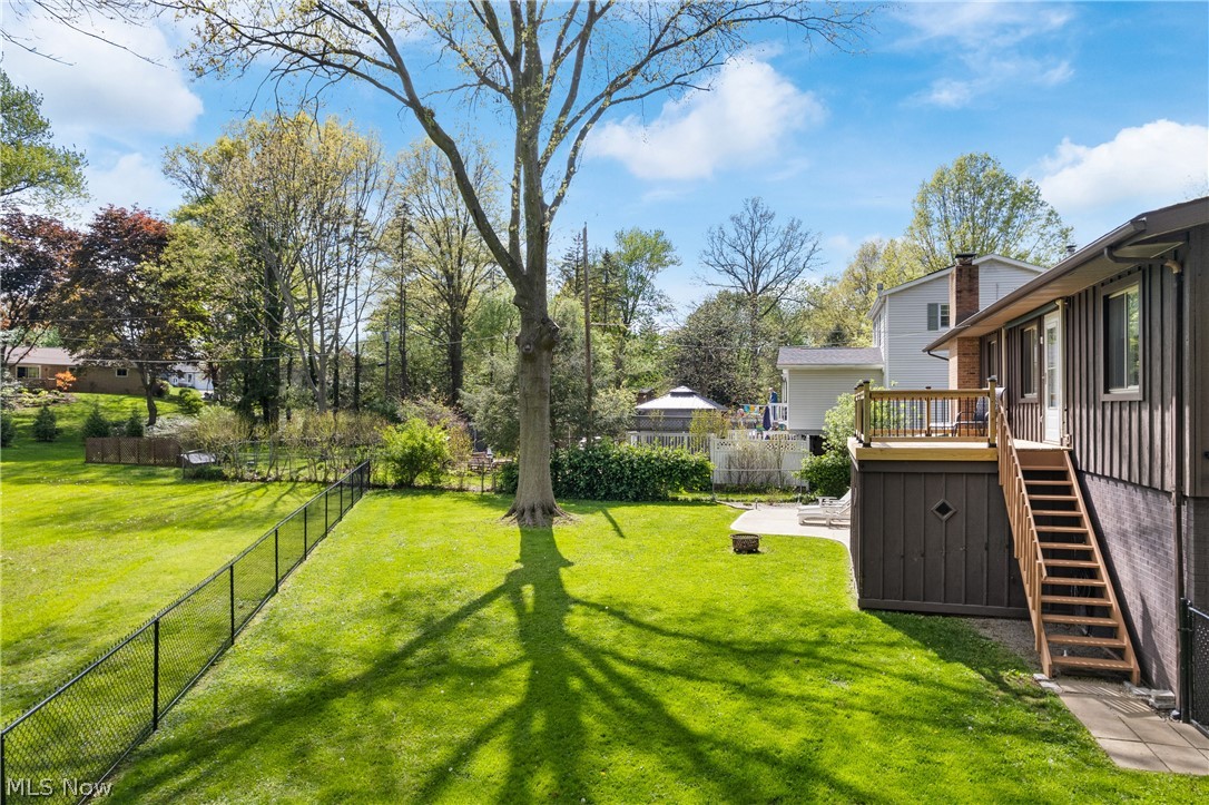 370 Applegrove Street NE North Canton OH 44720