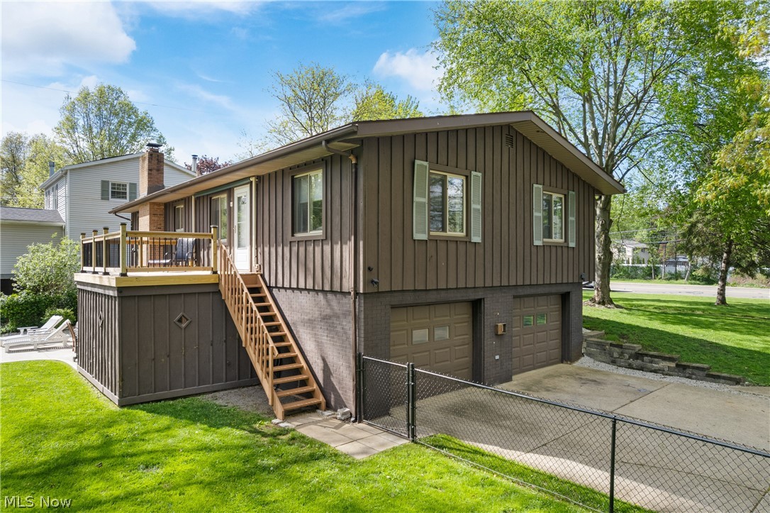 370 Applegrove Street NE North Canton OH 44720